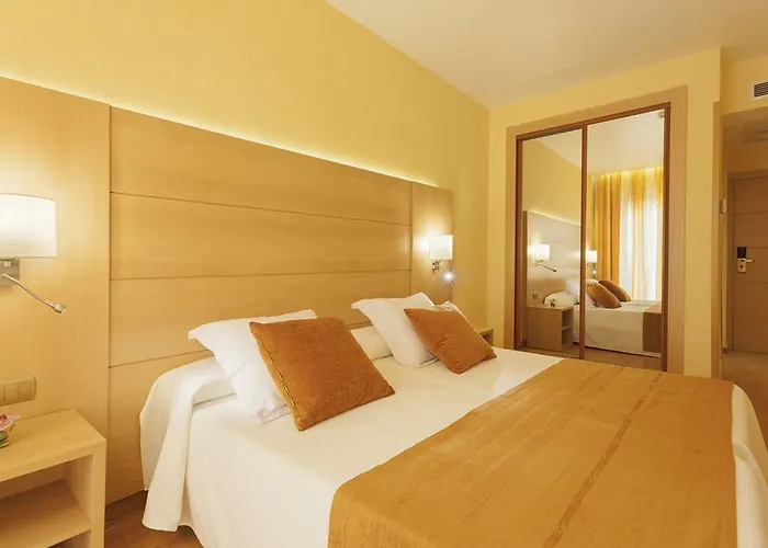 Pimar & Otel 3*