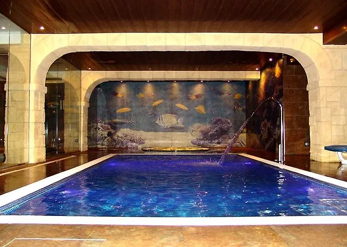 Pimar & Otel 3*